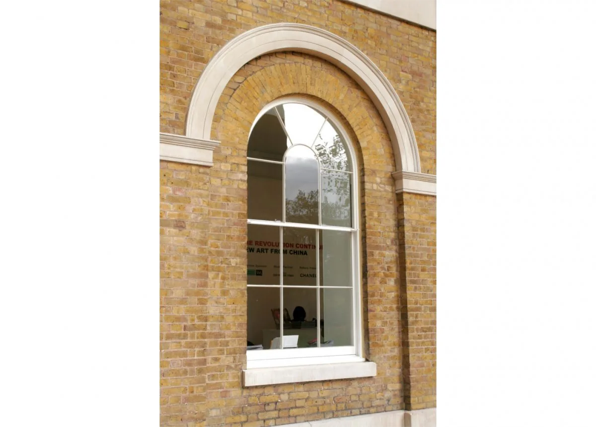 007._wooden_arch_sash_window