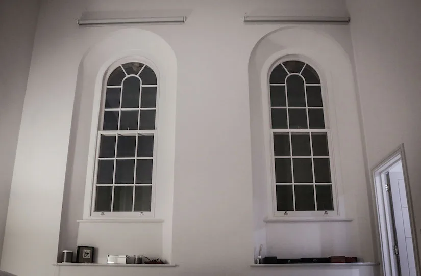 022._wooden_sash_window