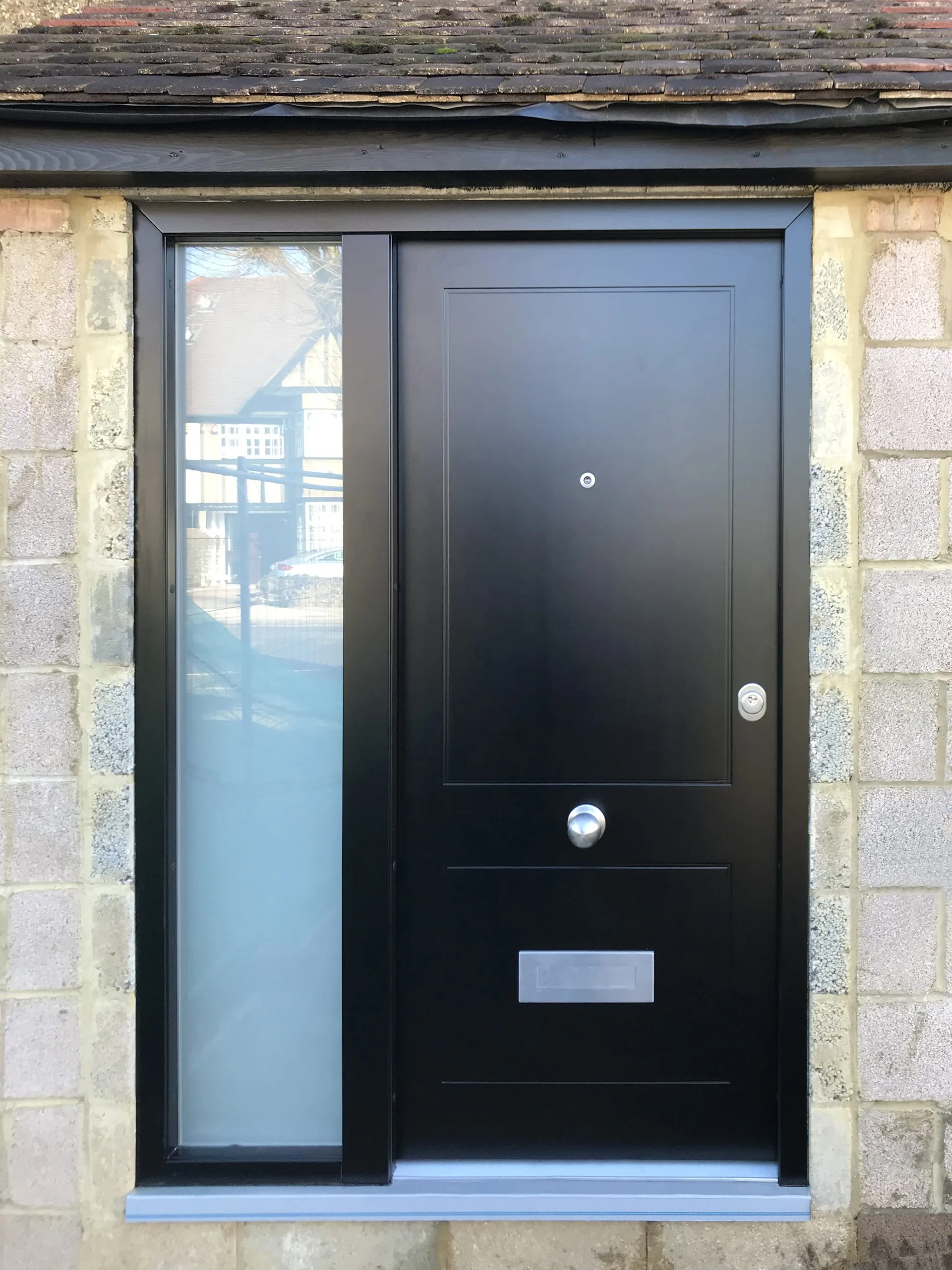 door-and-side-panel