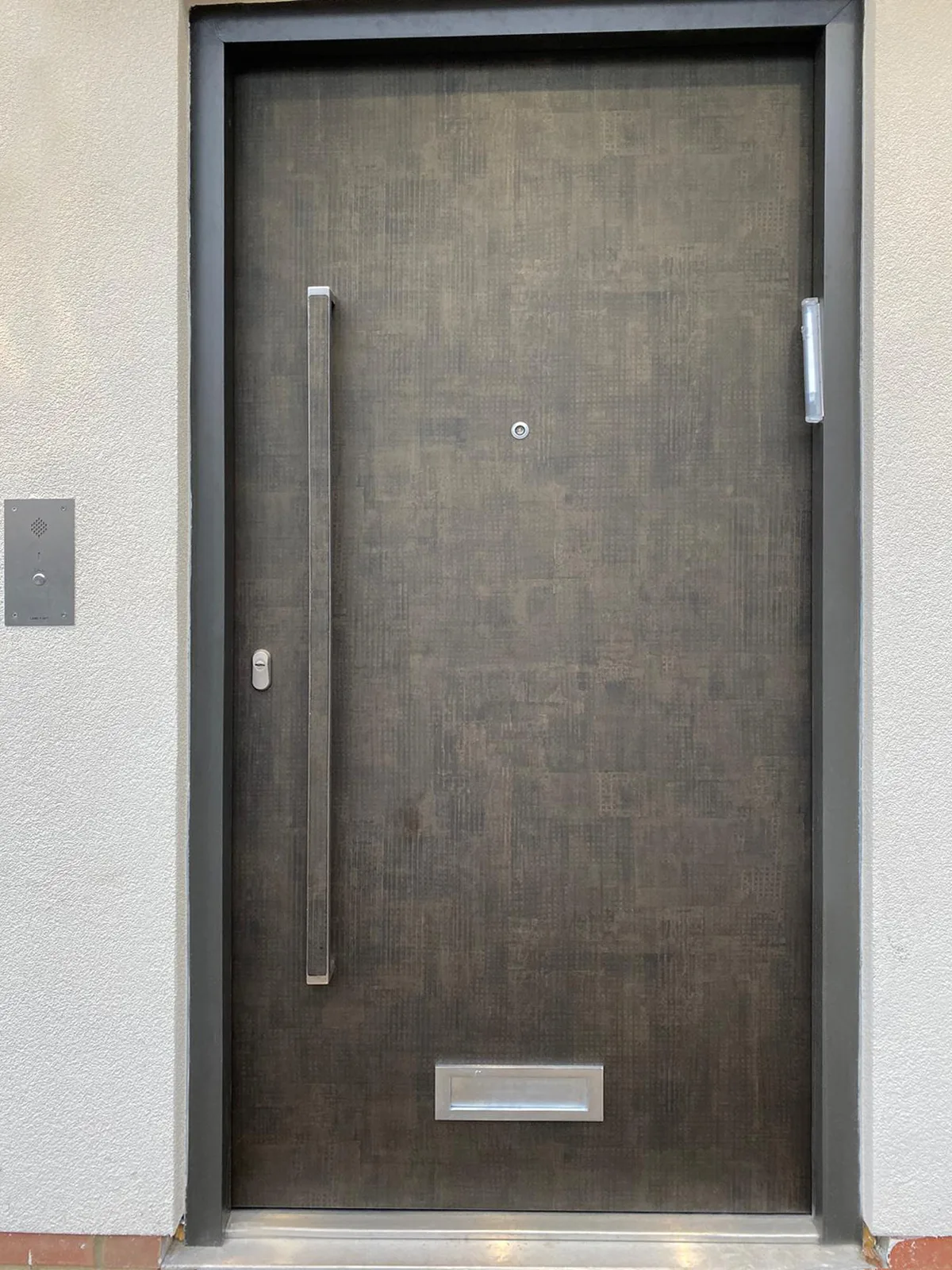 modern_door_