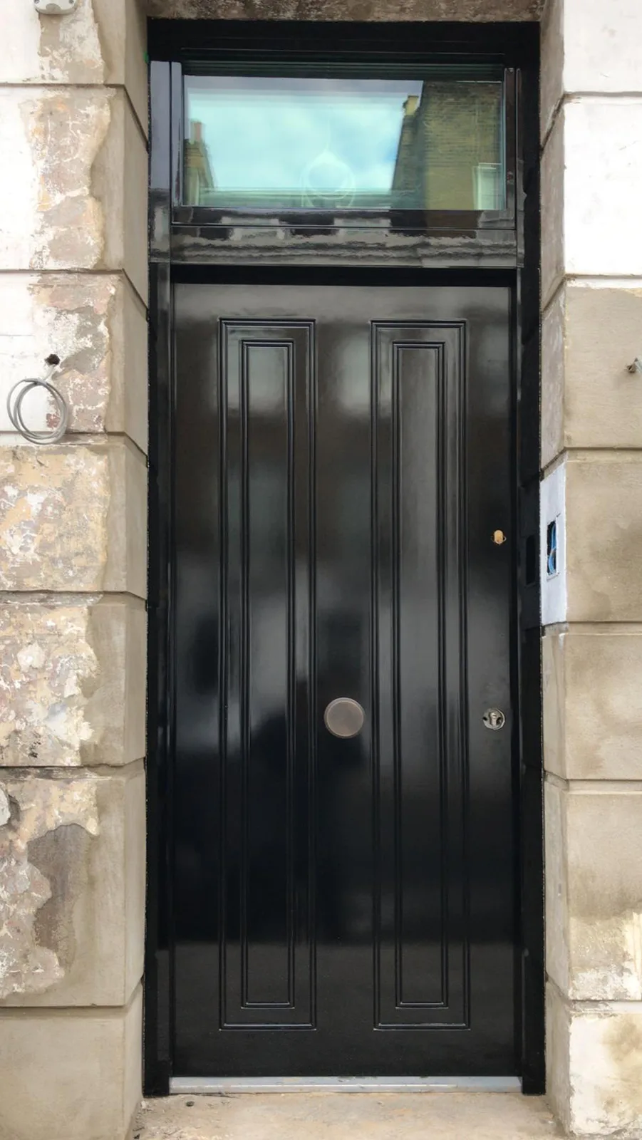 narrow-glaze-blackhigh-security-doors