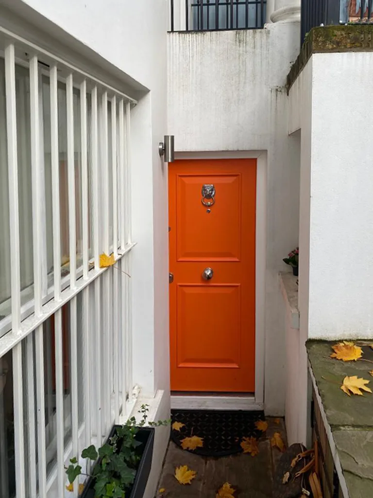 orange_door_
