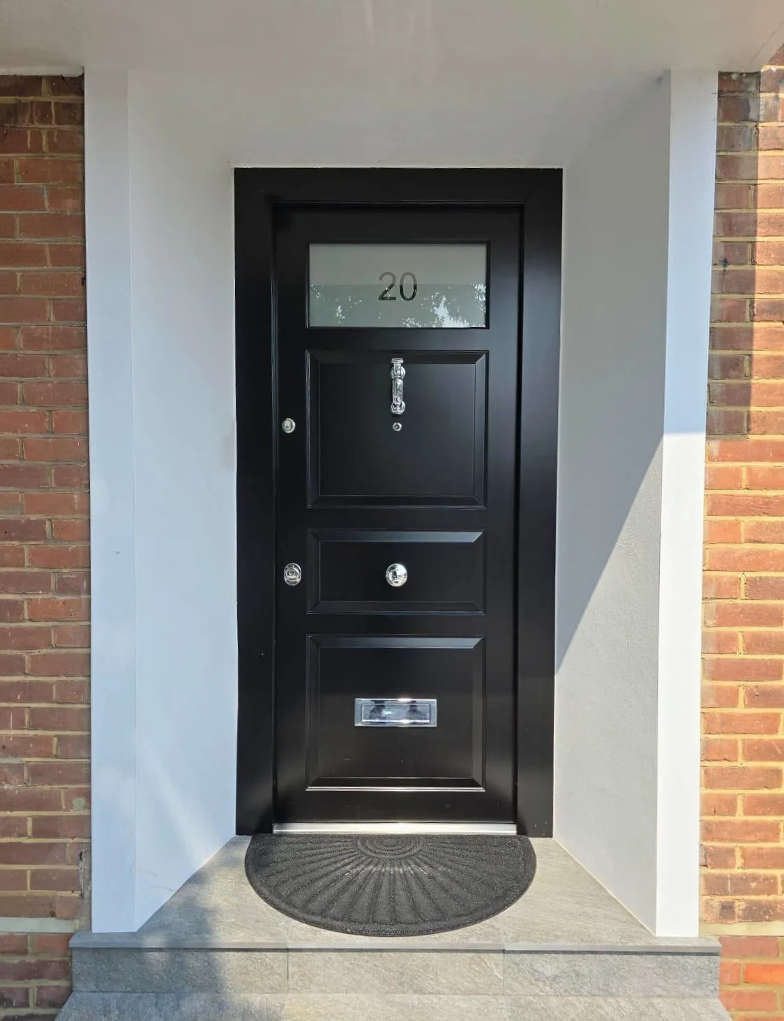 black_door_glass_no2