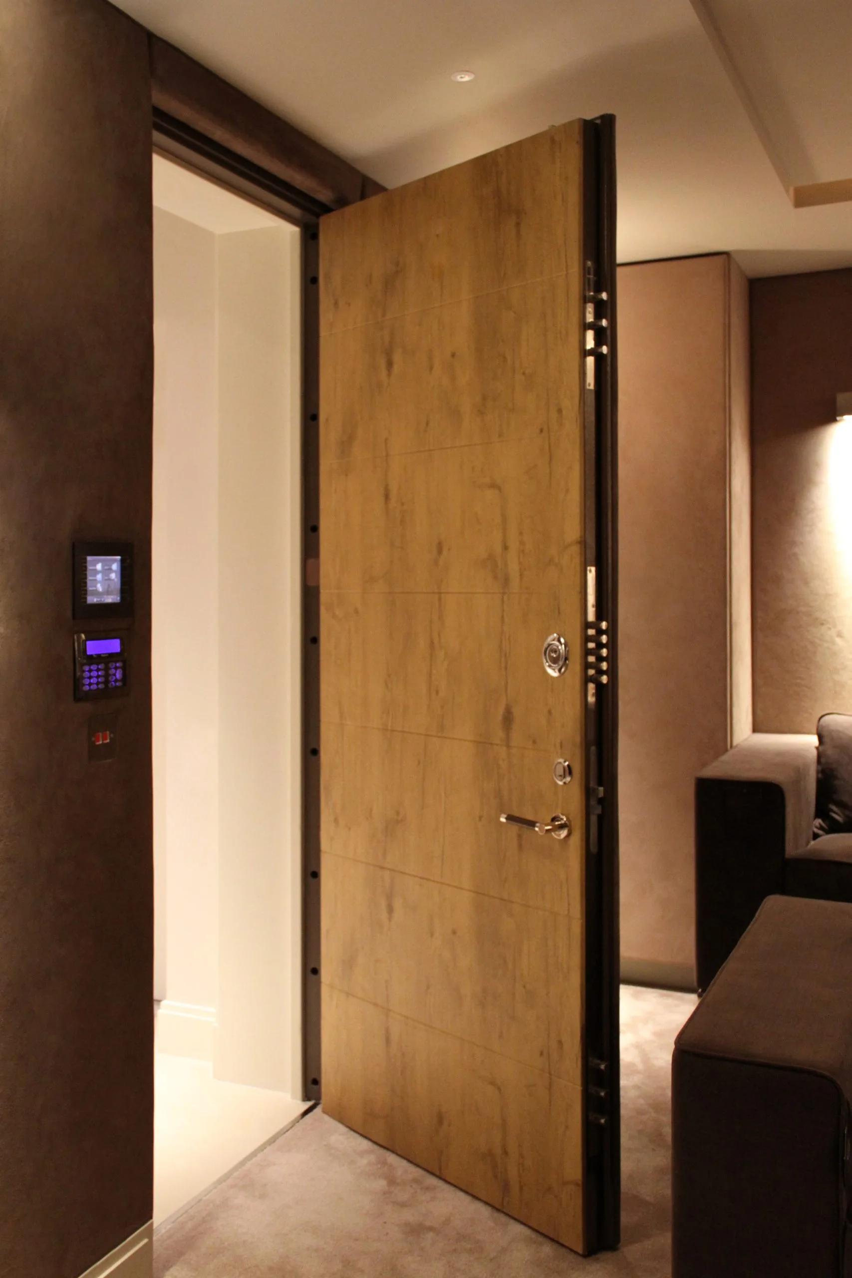 panic_room_4
