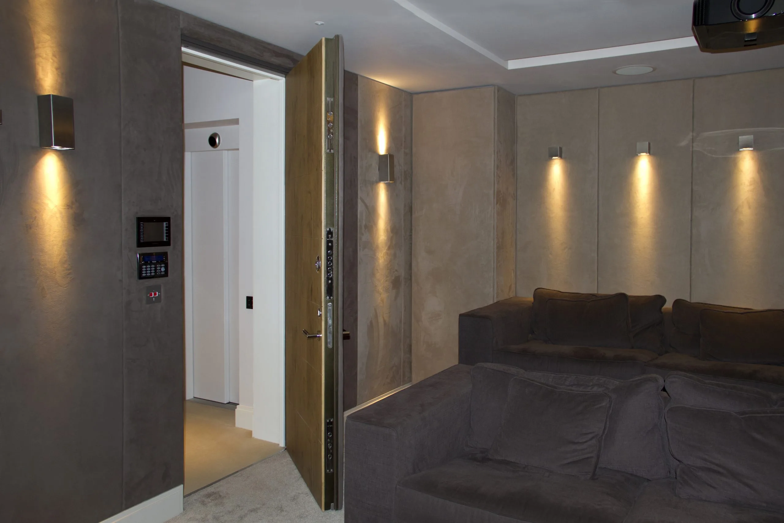 panic_room_5